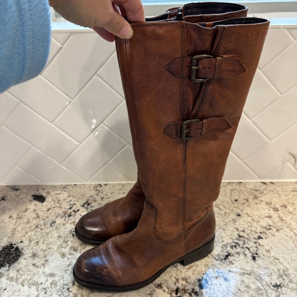 Clarks Women’s Tall Boots brown